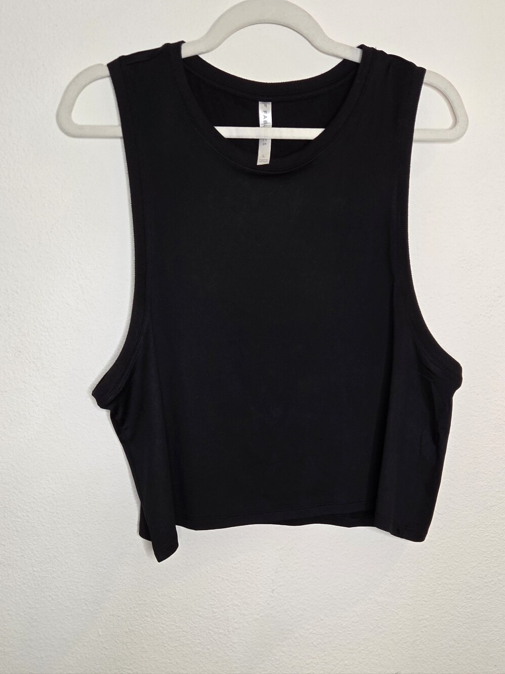 Fabletics Black Sleeveless Crop Muscle Tank
